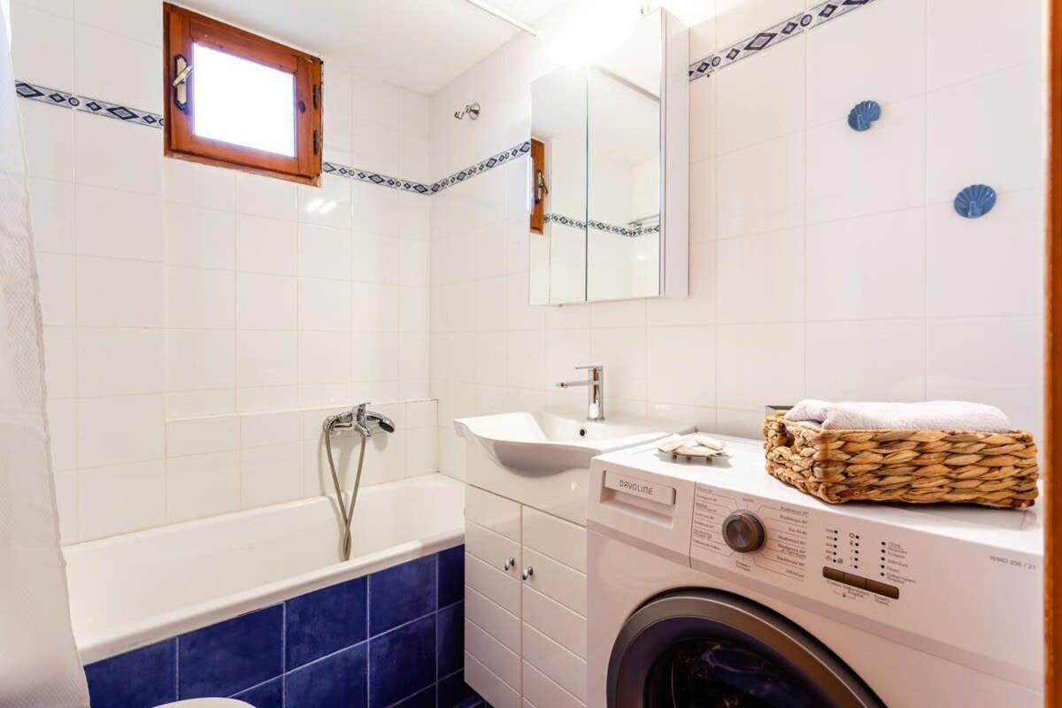 Nelly'S Seaview Retreat - Summer Cozy Getaway Apartman Zaháro Kültér fotó
