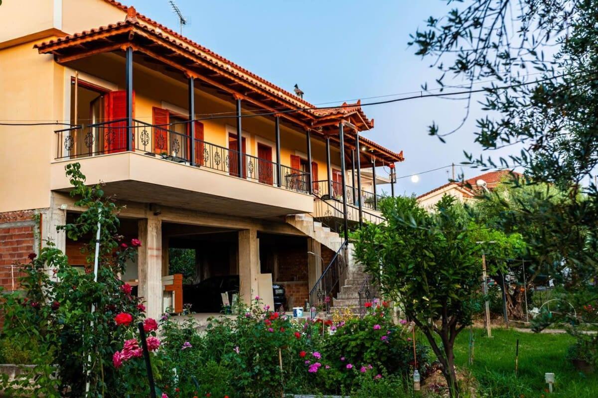 Nelly'S Seaview Retreat - Summer Cozy Getaway Apartman Zaháro Kültér fotó